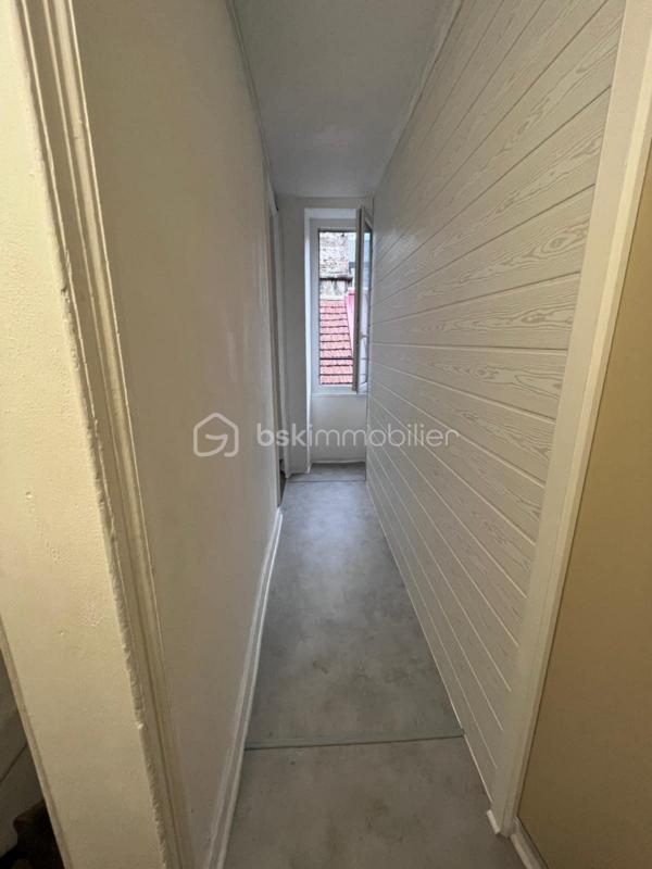 Immeuble - 23 m² - 1 pièce