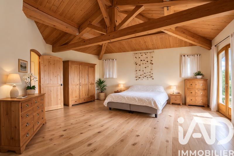 Bastide - 196 m² - 7 pièces