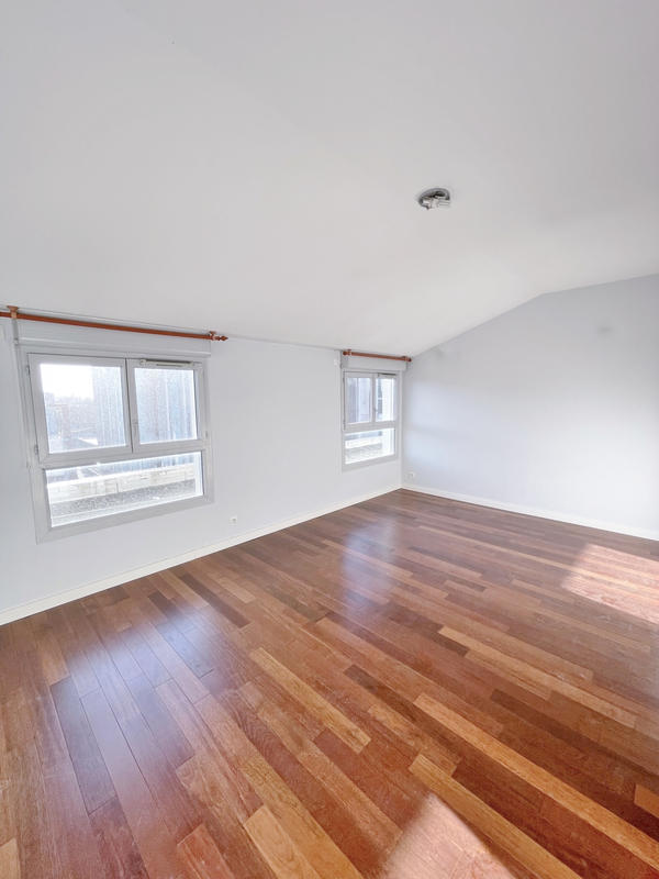 Appartement - 185 m² - 5 pièces