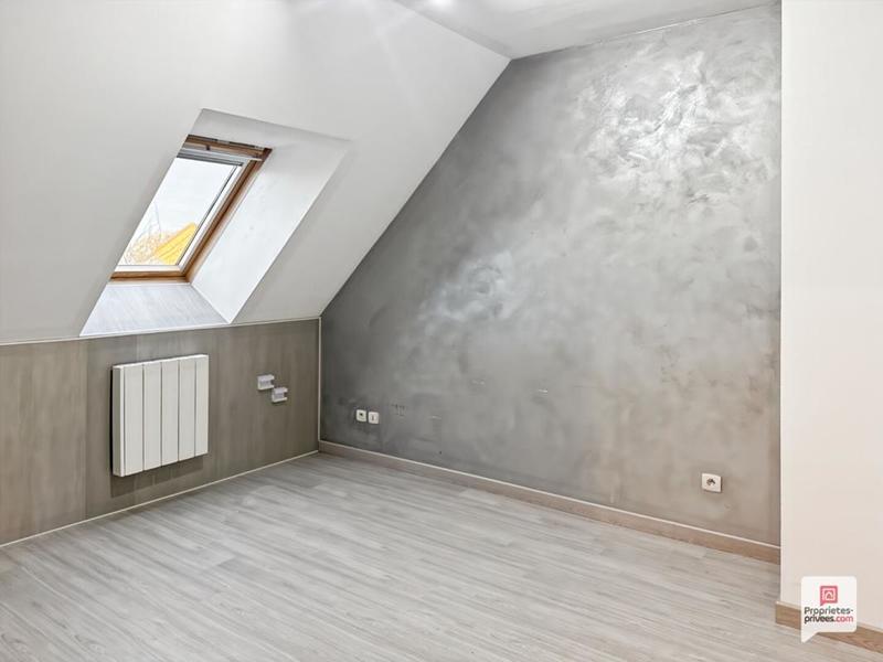 Maison - 100 m² - 6 pièces