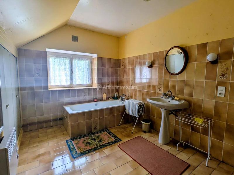 Maison - 156 m² - 6 pièces