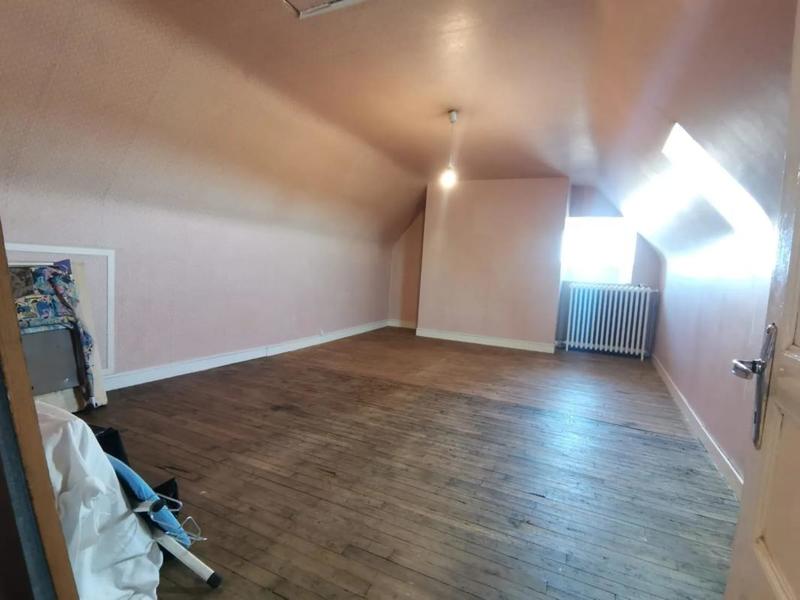 Demeure - 182 m² - 10 pièces