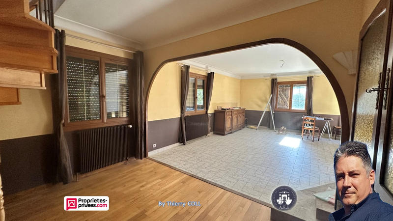 Maison - 215 m² - 7 pièces