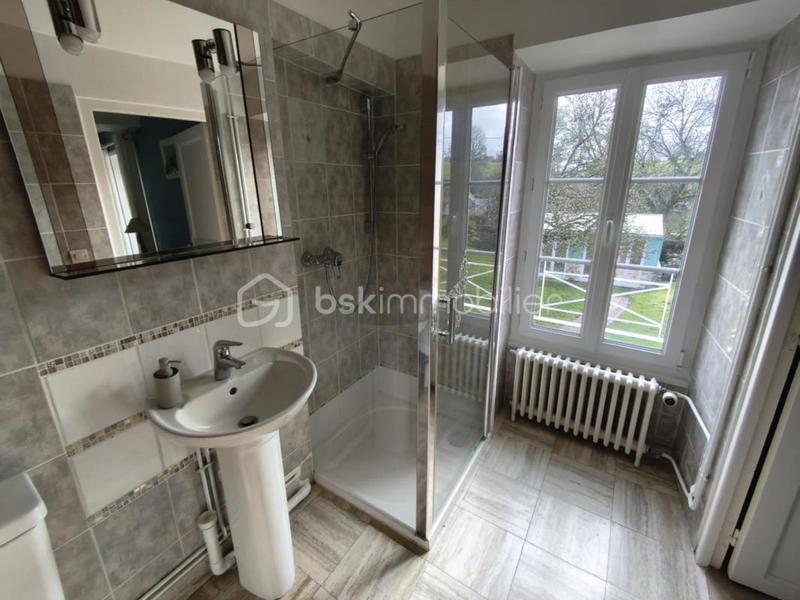 Demeure - 230 m² - 10 pièces