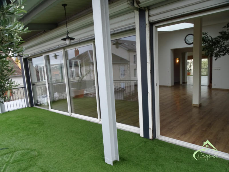 Loft - 297 m² - 7 pièces