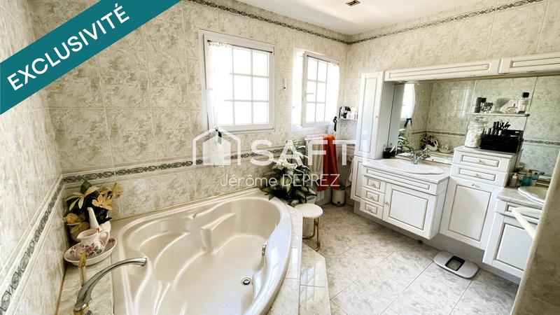 Maison - 201 m² - 8 pièces