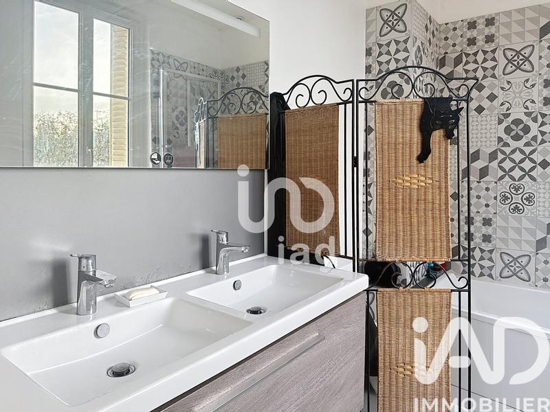 Maison - 150 m² - 9 pièces