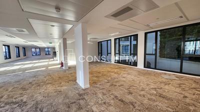 Bureau - 1 097 m²