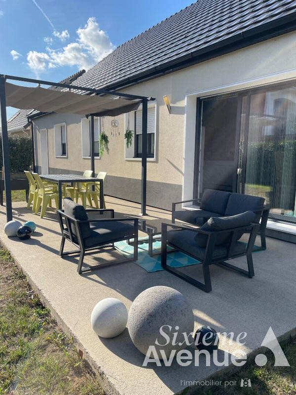 Maison - 107 m² - 4 pièces