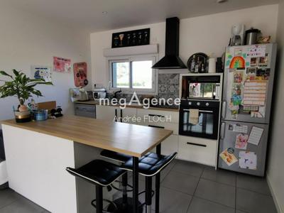 Maison - 94 m² - 4 pièces