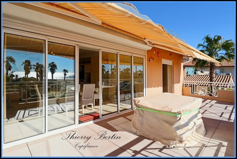 Appartement - 243 m² - 9 pièces