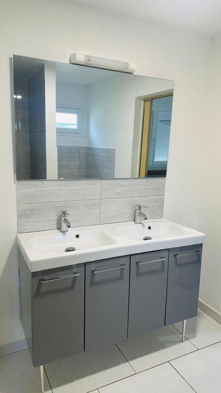 Maison - 220 m² - 4 pièces