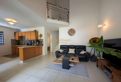 Maison - 80 m² - 4 pièces