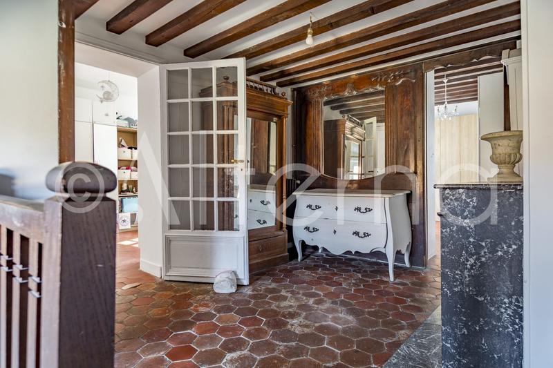 Maison - 350 m² - 12 pièces