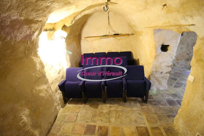 Maison - 180 m² - 8 pièces