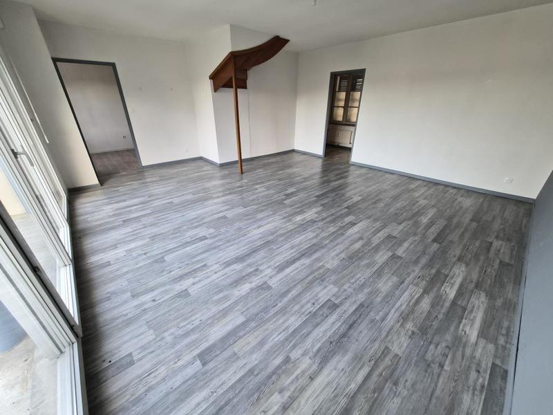 Appartement - 97 m² - 4 pièces