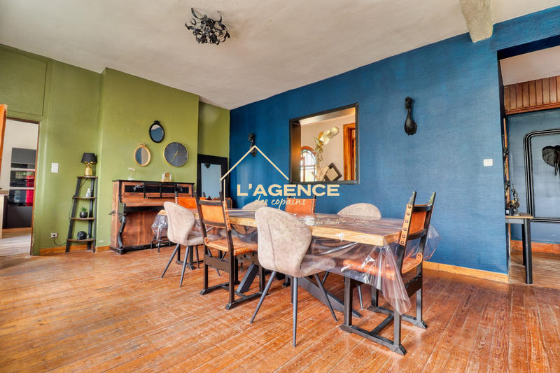 Maison - 400 m² - 10 pièces