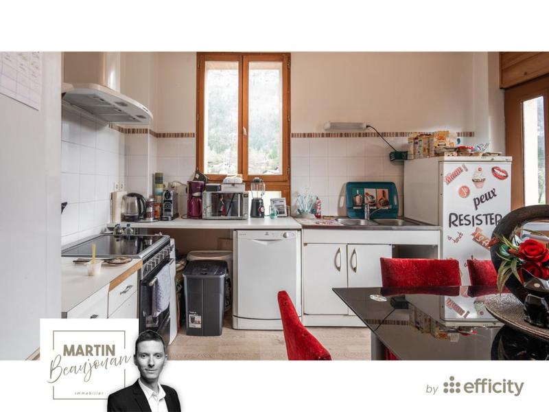 Appartement - 194 m² - 3 pièces