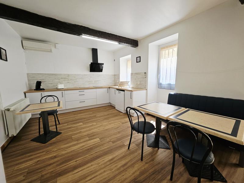 Maison de ville - 218 m² - 10 pièces