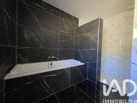 Maison - 170 m² - 6 pièces