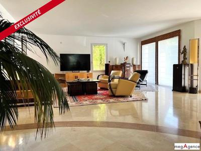 Maison de campagne - 280 m² - 7 pièces