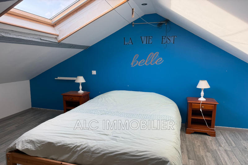 Maison - 137 m² - 2 pièces