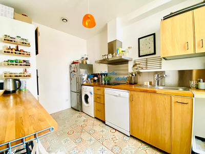 Appartement - 70 m² - 3 pièces