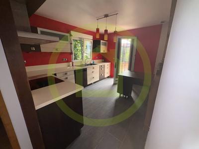 Maison - 107 m² - 5 pièces