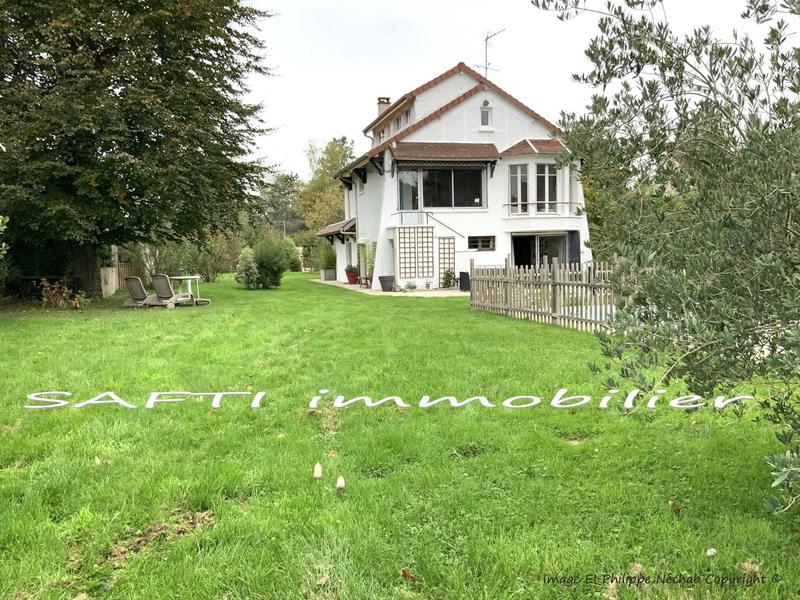 Villa - 140 m² - 6 pièces