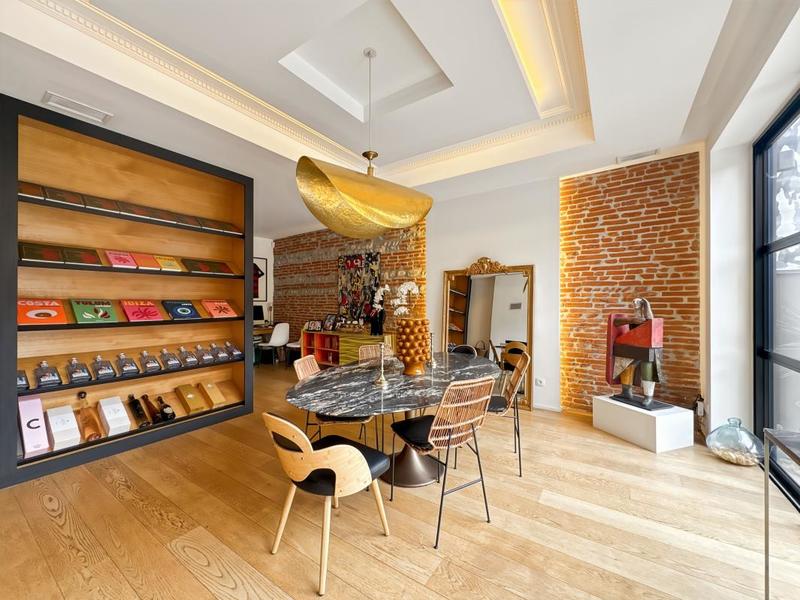 Maison de ville - 260 m² - 6 pièces