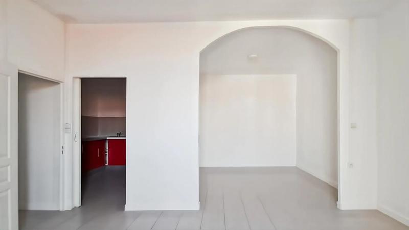 Appartement - 160 m² - 1 pièce