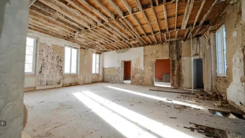 Maison - 500 m² - 10 pièces