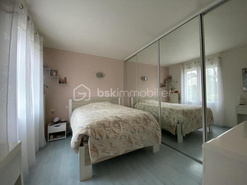 Maison traditionnelle - 190 m² - 7 pièces