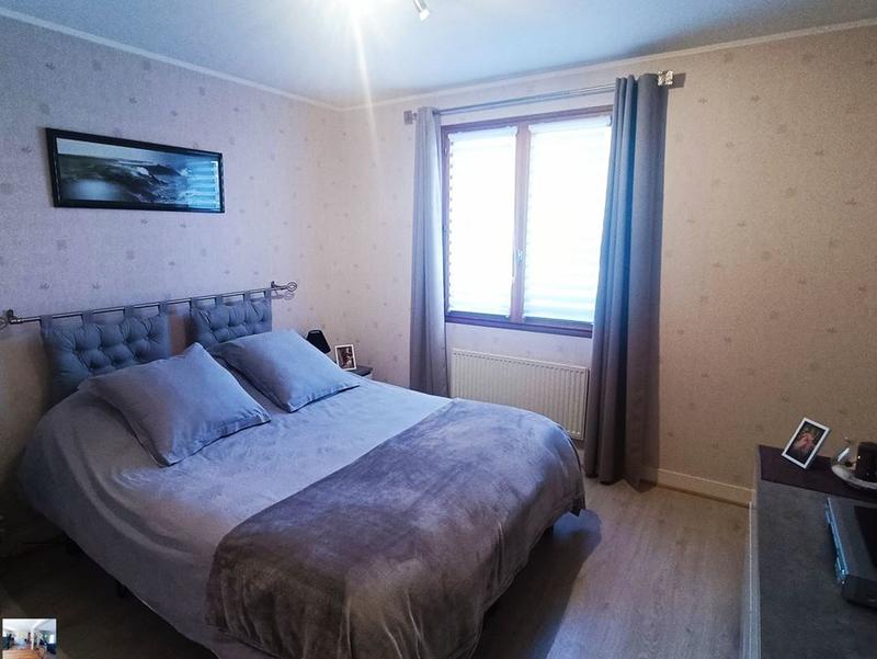 Maison traditionnelle - 163 m² - 7 pièces