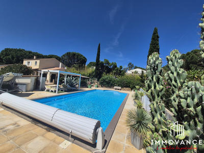 Villa - 202 m² - 5 pièces