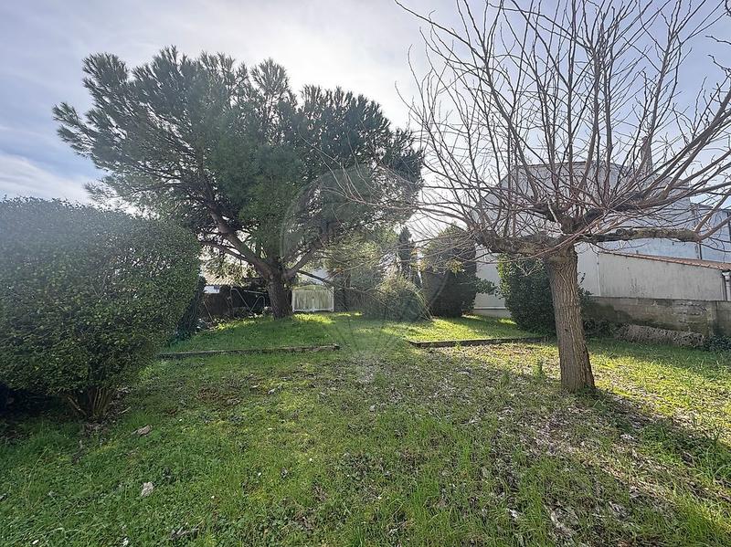 Propriété - 175 m² - 7 pièces