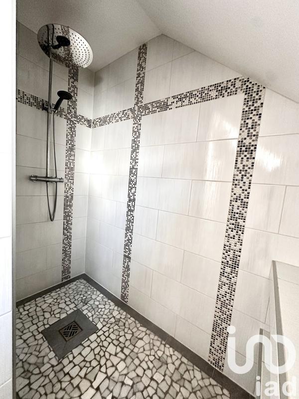 Maison - 176 m² - 5 pièces