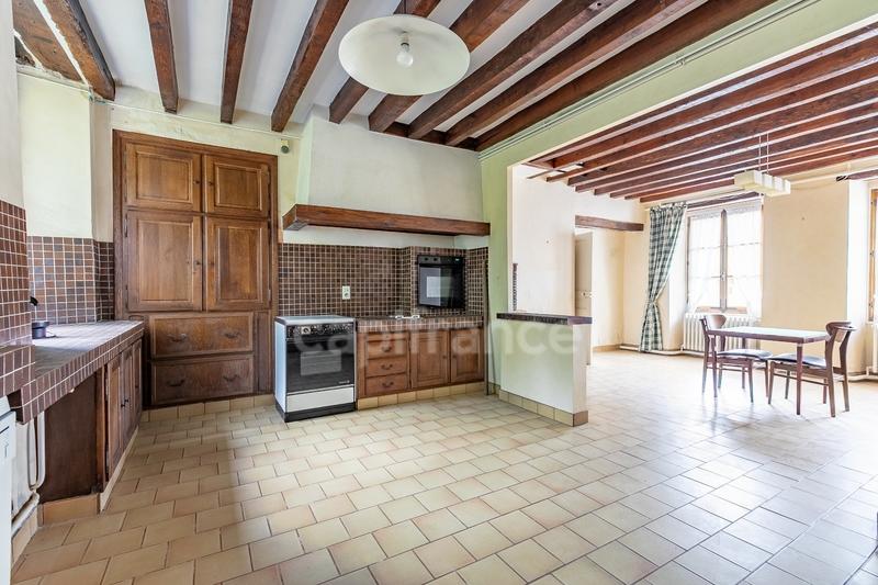 Corps de ferme - 250 m² - 12 pièces