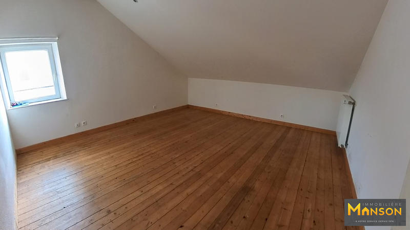 Maison - 95 m² - 5 pièces