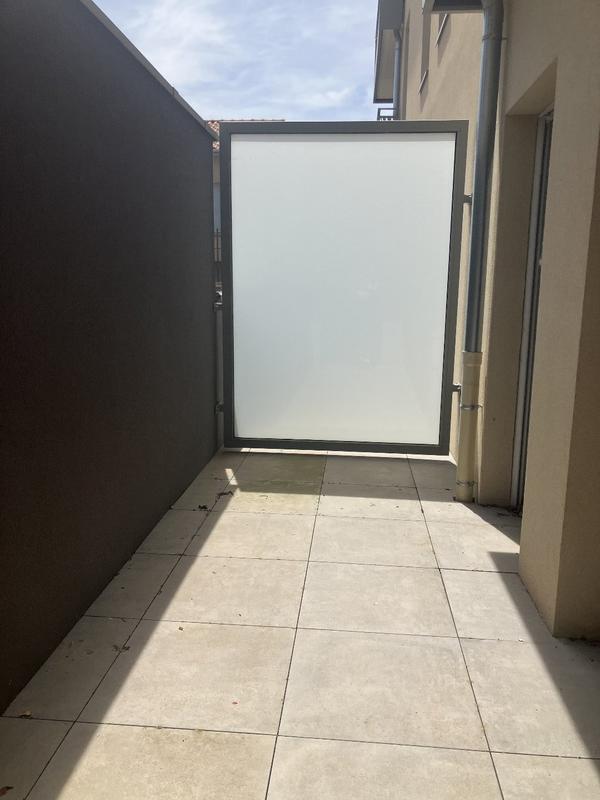 Local d'activités - 179 m²