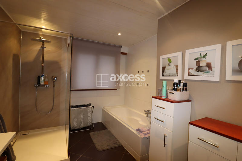 Maison - 138 m² - 5 pièces