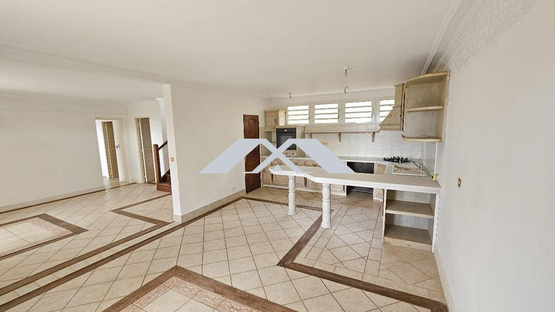 Villa - 150 m² - 5 pièces