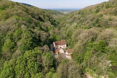 Maison - 540 m² - 12 pièces