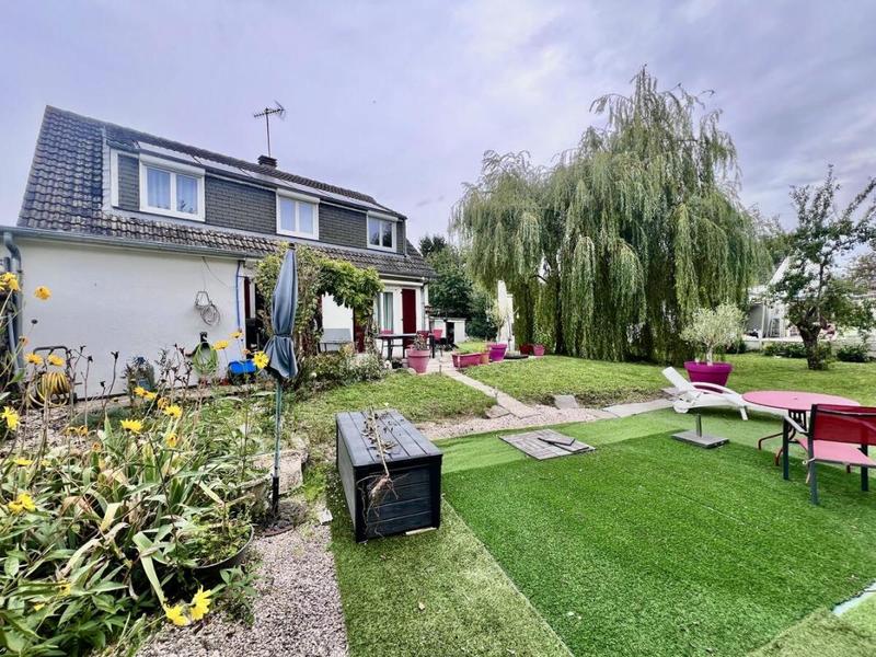 Maison - 101 m² - 5 pièces