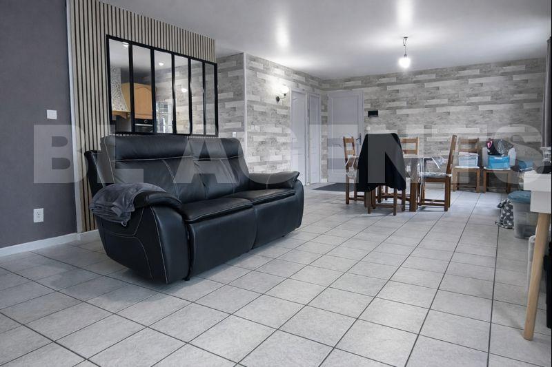 Pavillon - 104 m² - 5 pièces