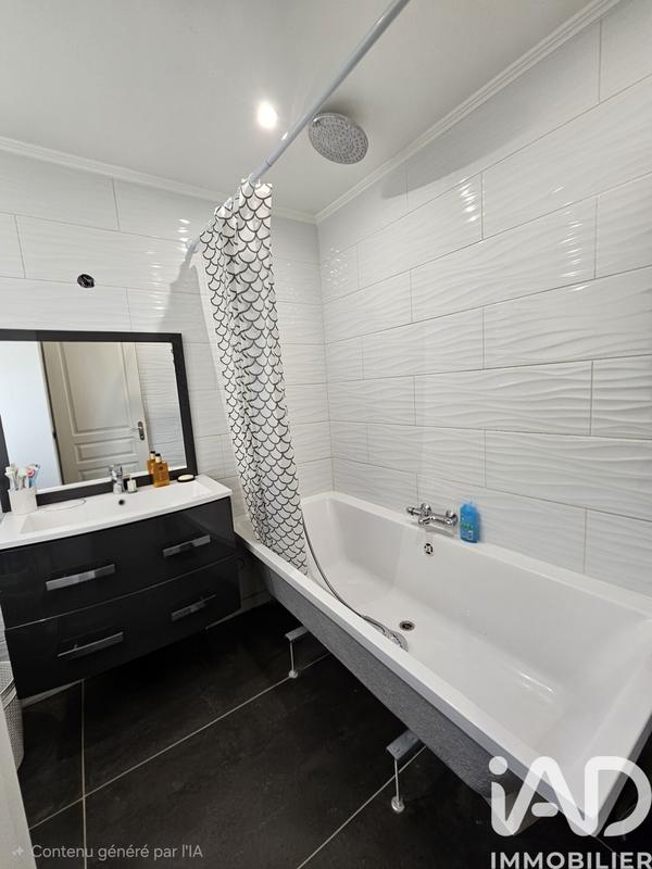 Maison - 100 m² - 5 pièces