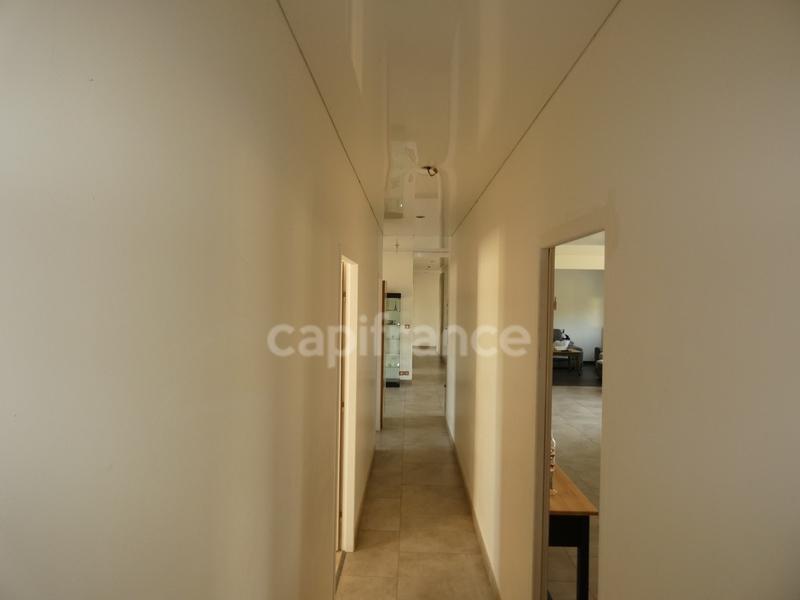 Maison - 209 m² - 11 pièces