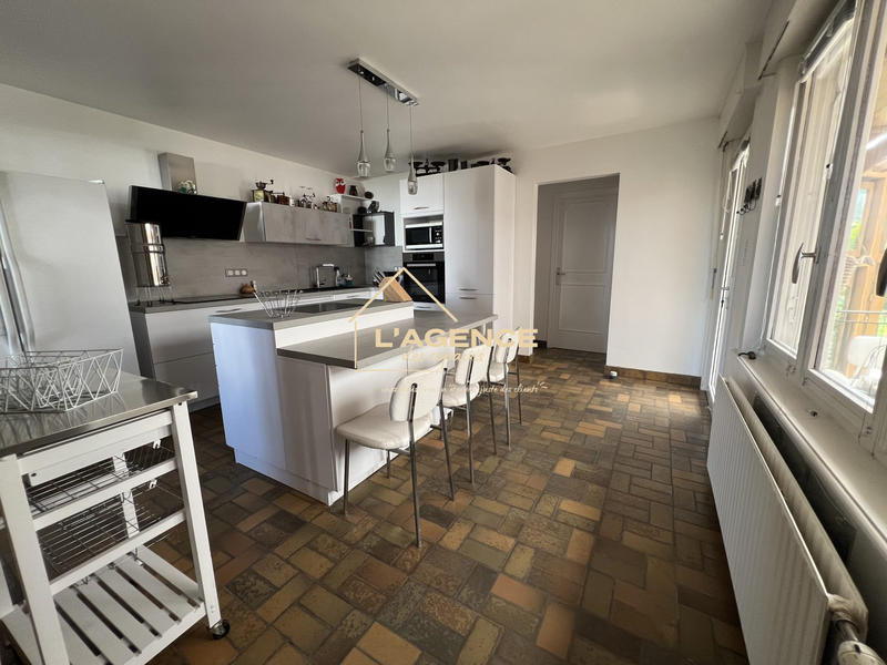 Maison ancienne - 180 m² - 7 pièces