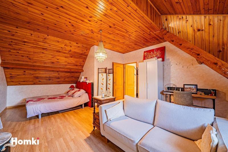 Maison - 127 m² - 6 pièces