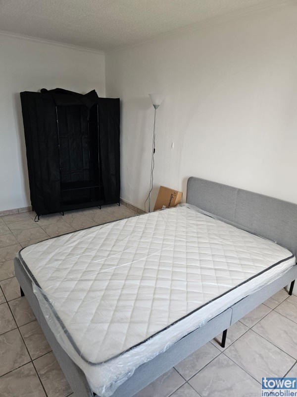 Appartement - 90 m² - 5 pièces